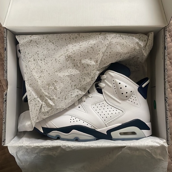 Air Jordan 6 Retro - Picture 3 of 8